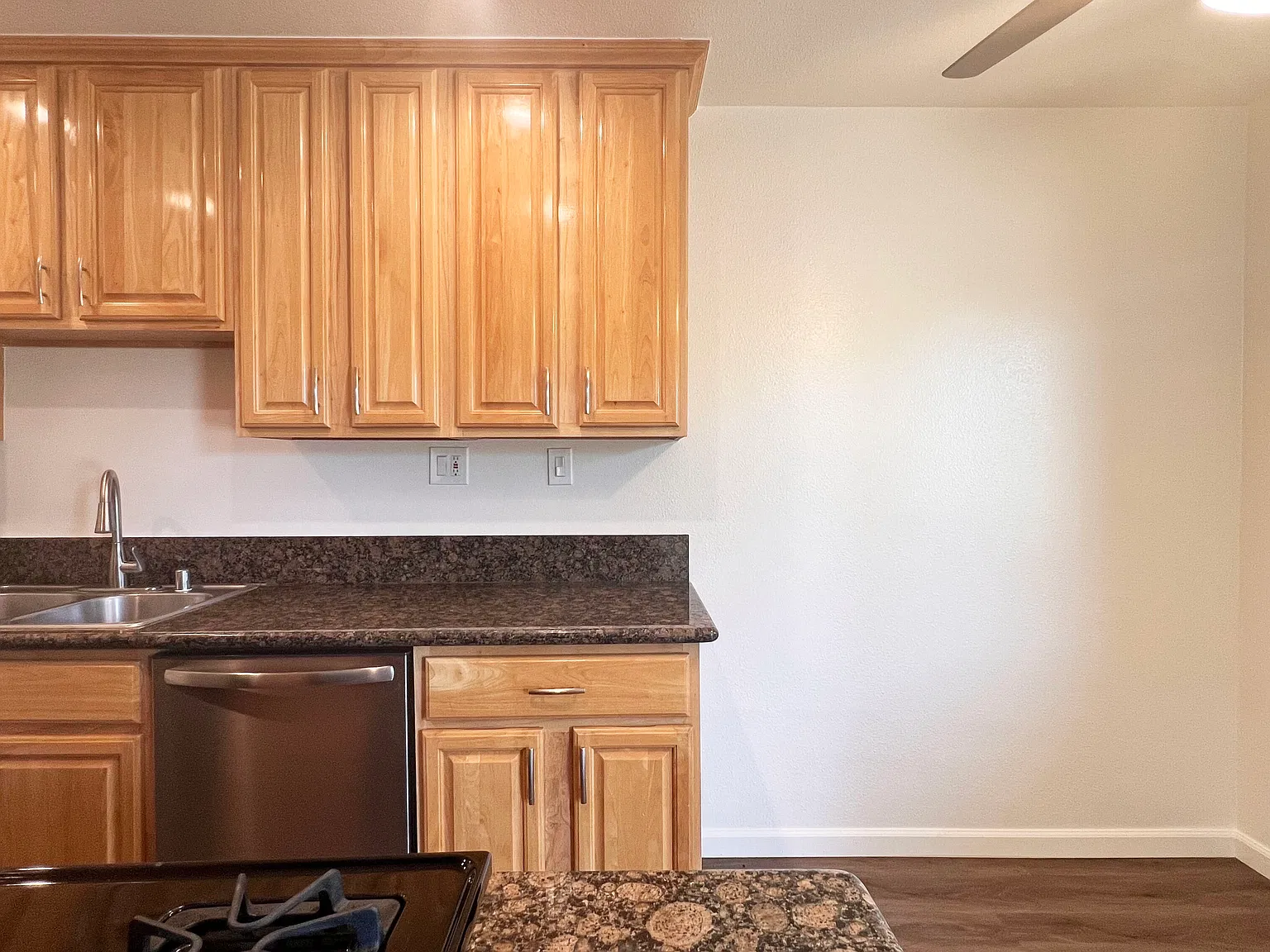 2 bed, $2,450 — Photo 3