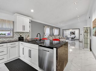 8665 Jasmine Way #8665, Boca Raton, FL 33496