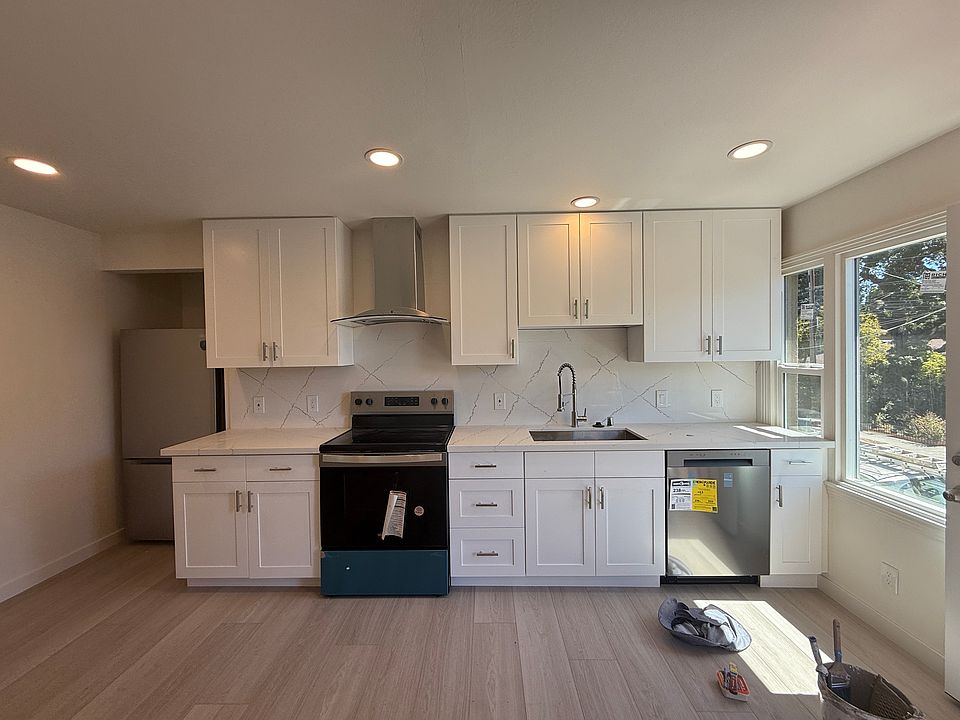 1st image of 809 Fulton St #805-1