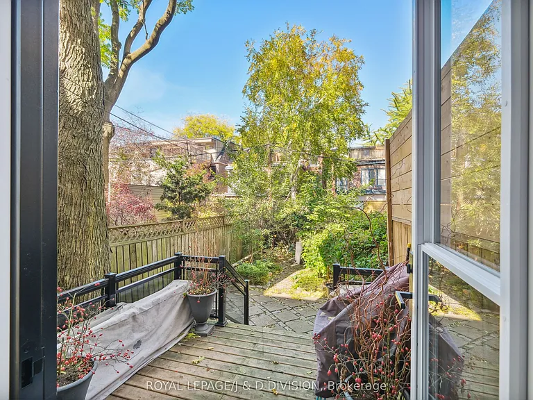 88 Asquith Ave — Photo 34