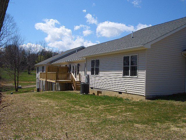 1st image of 205 Shenandoah Ln