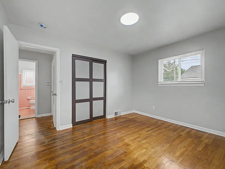 4205 Katherine St — Photo 22