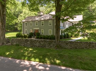 498 Valley Rd, New Canaan, CT 06840