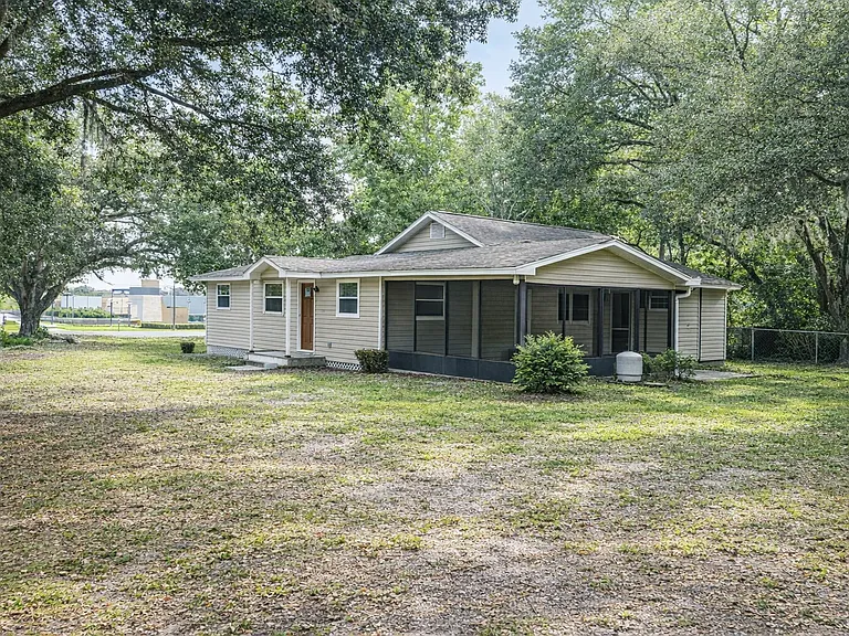 10019 Curley Rd — Photo 9