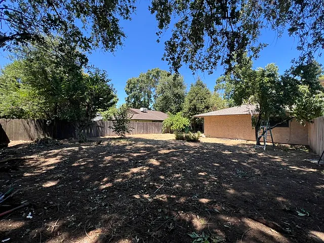 2907 Jolyn Way #B — Photo 25