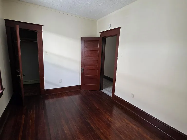 37 Barclay St #1 — Photo 5