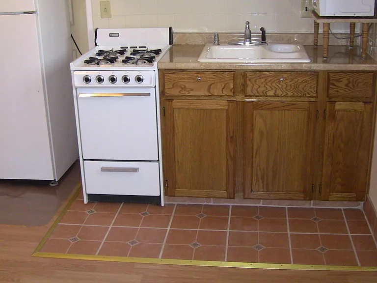 11695 SW Greenburg Rd #1 — Photo 5