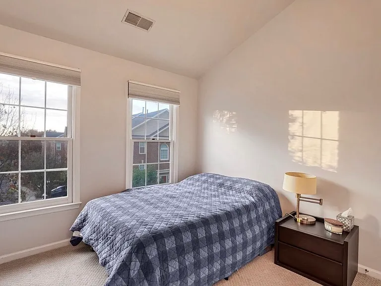 8134 Boss St — Photo 12