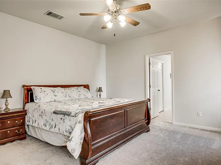 6021 Almelo Dr — Photo 16