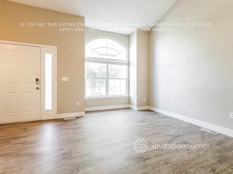 1424 W 132nd Pl — Photo 7