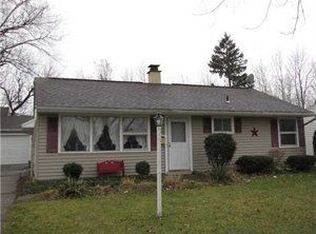 130 Riverdale Dr, Grand Island, NY 14072
