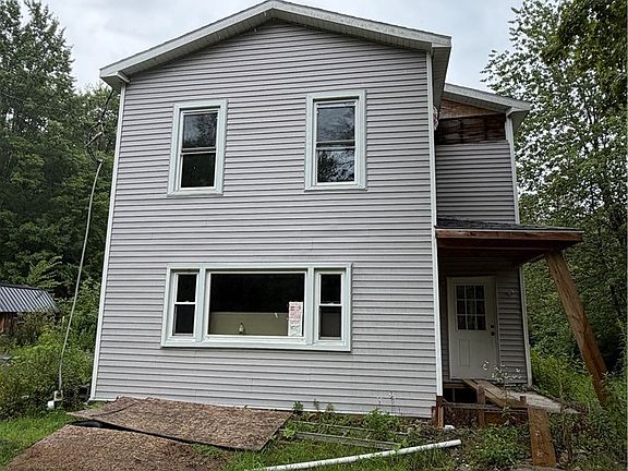 2nd image of 136 Center St
