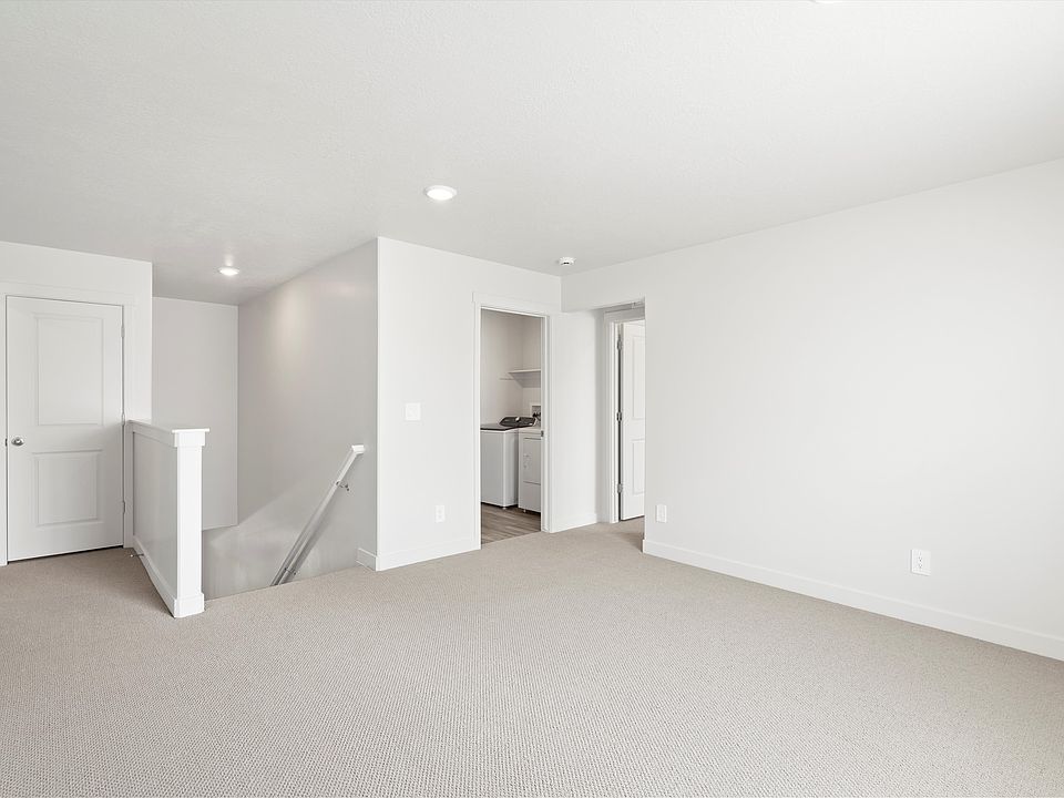 SLC_Cottonwood_ 4211_Landing_A_3523-N-Browning-St-Eagle-Mountain-UT.jpg