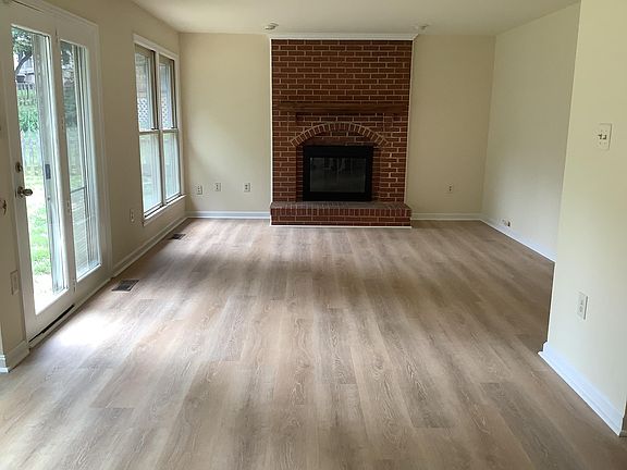 3rd image of 11991 San Ysidro Ct
