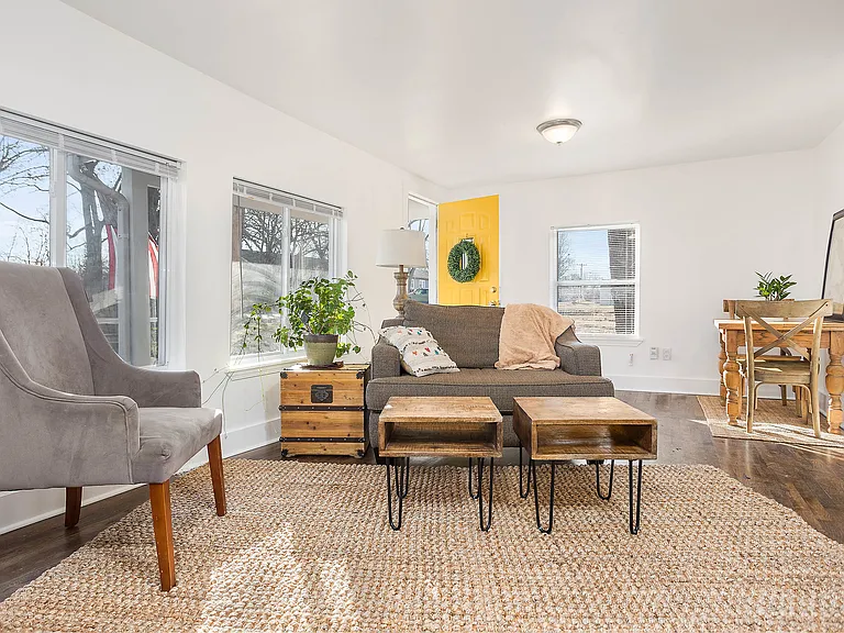 4402 S Minnie St — Photo 6