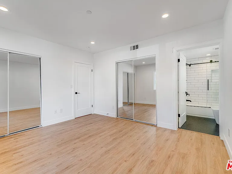 1433 S Crescent Heights Blvd — Photo 9
