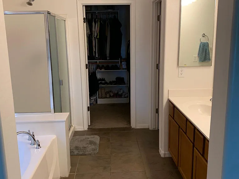 5243 N 191st Dr — Photo 10