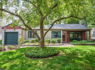 30 Gladding Rd, Caldwell, NJ 07006