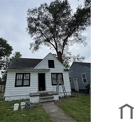 19199 Ferguson St — Photo 1