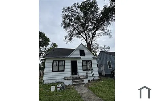 19199 Ferguson St Photo 1