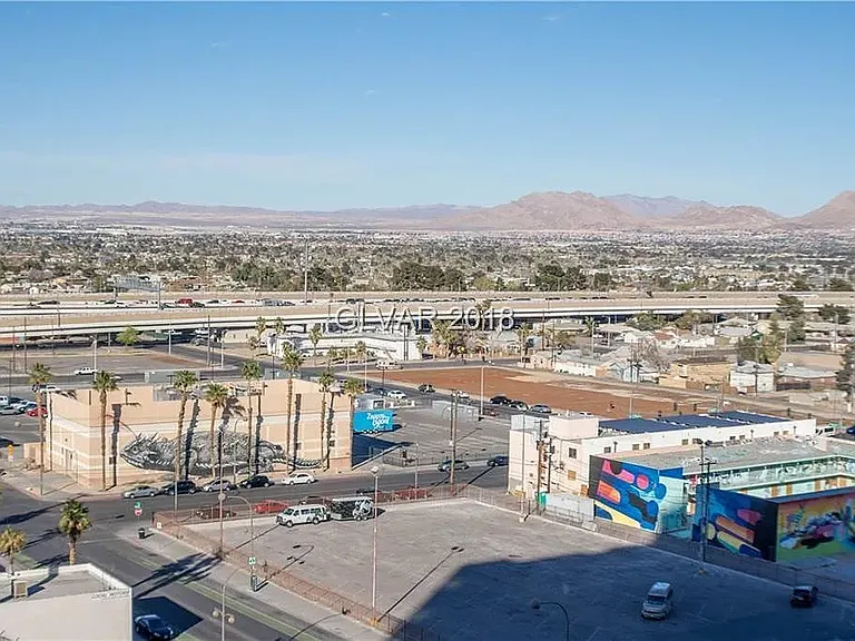 150 Las Vegas Blvd #1918 — Photo 32