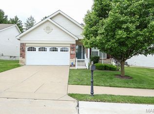 1760 Waterfall Dr, Saint Charles, MO 63303