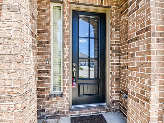 3rd image of 6030 Marsh Lake Ct