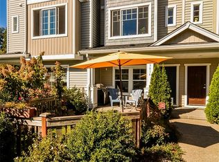 3016 SW Morgan St, Seattle, WA 98126