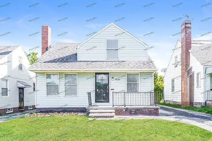 16209 Glendale Ave