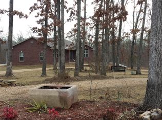 19126 Hazel Rd, Lebanon, MO 65536