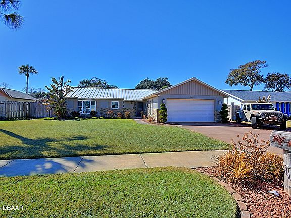 3rd image of 1228 Mardrake Rd