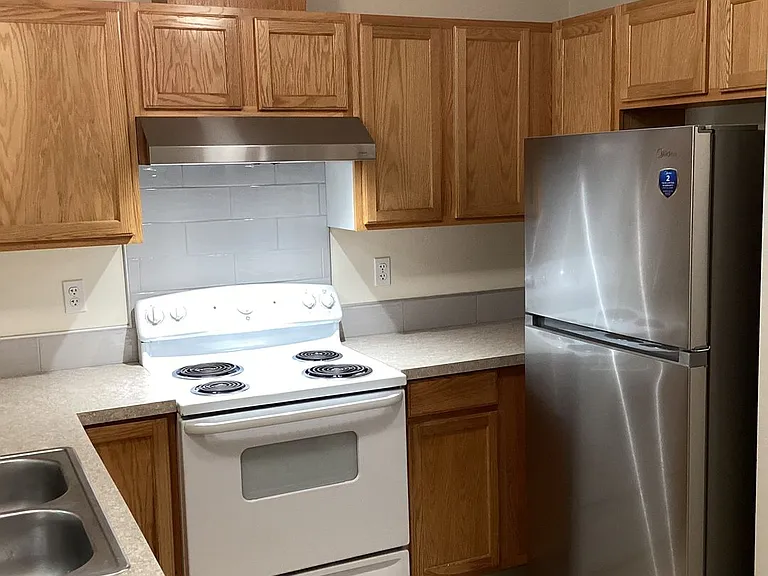 1826 98th Pl SW #B — Photo 7