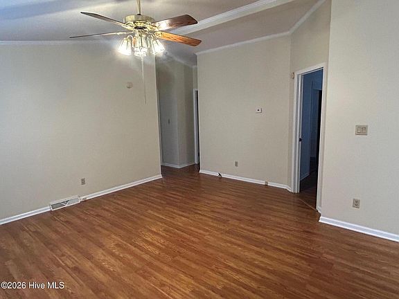 4th image of 314 Cypress Creek Court