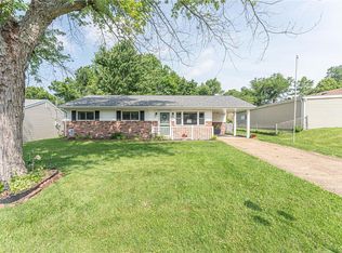 3841 Keats Dr, Saint Louis, MO 63134