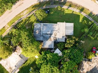 15250 Grant Ln, Homestead, FL 33033