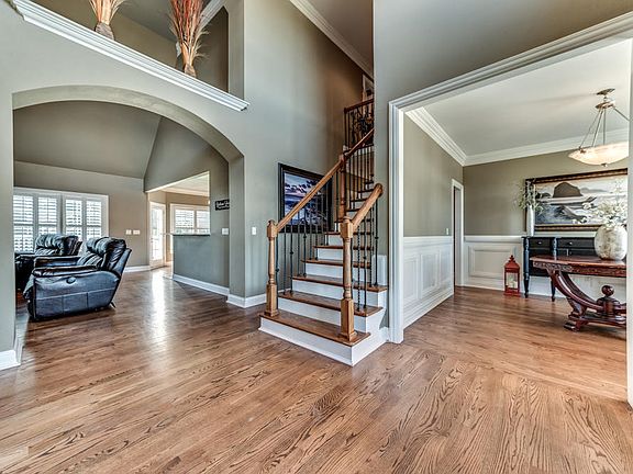 3rd image of 1111 Appaloosa Way