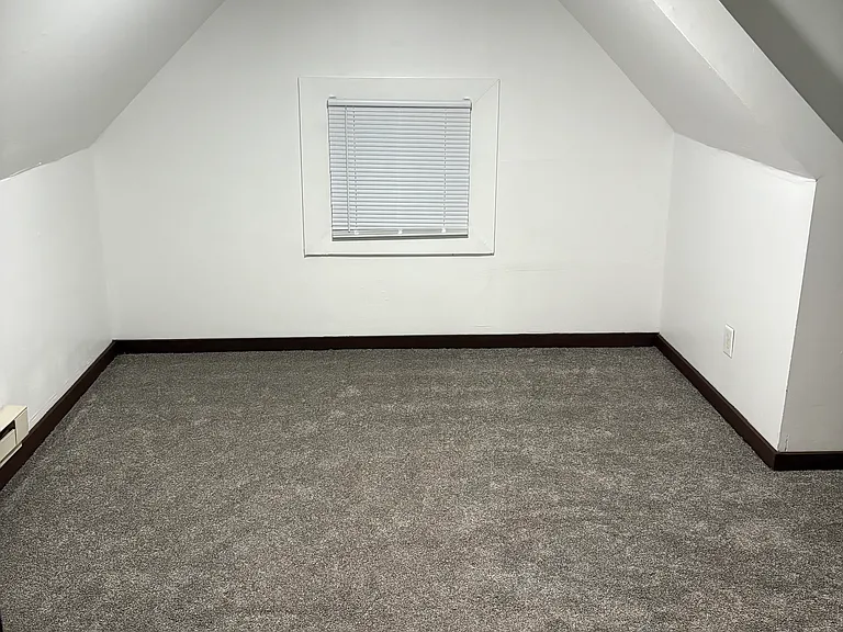 634 Pleasant St SE #2 — Photo 2