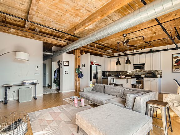 5th image of 1740 N Maplewood Ave APT 418