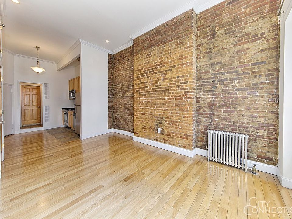 1st image of 409 W 50th St APT 5A