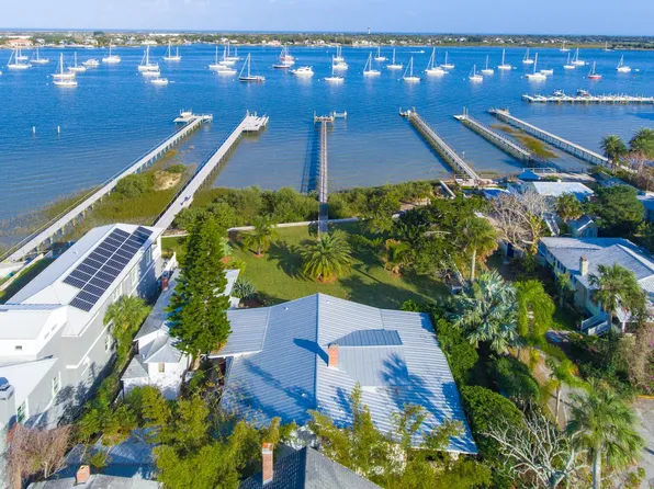 2 Tremerton Pl, Saint Augustine, FL 32084