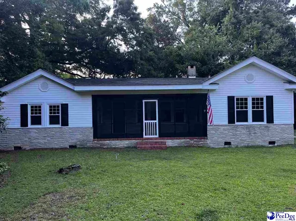 506 W College Ave, Hartsville, SC 29550