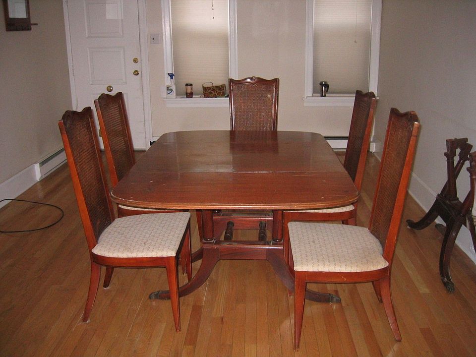 dining room table for sale - $600