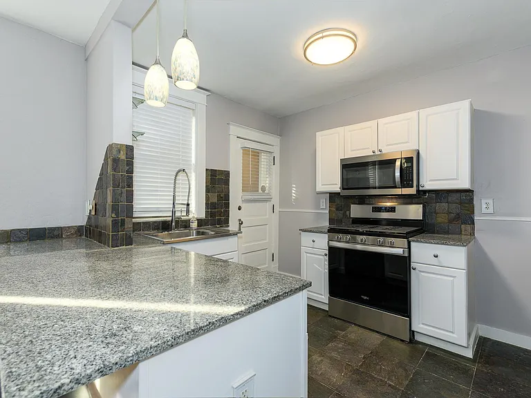 7742 Delmar Blvd #1 — Photo 10