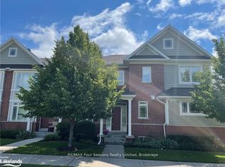 29 N Maple St, Collingwood, ON L9Y 2P7