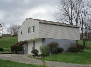 436 Short McGraws Rd, Triadelphia, WV 26059