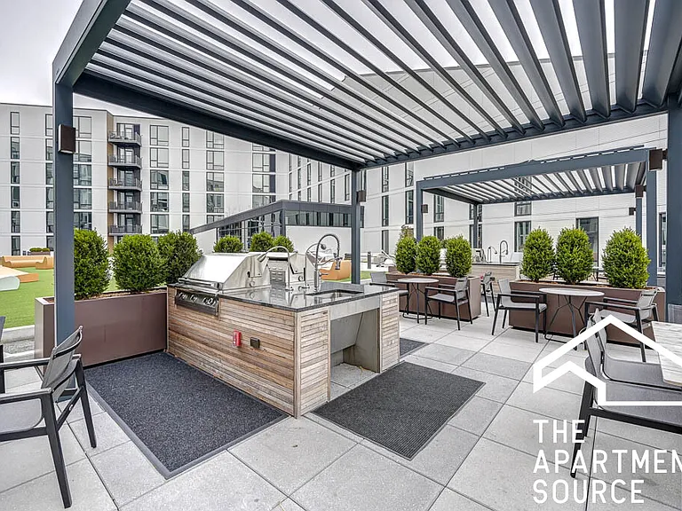2155 N Elston Ave #2 — Photo 14
