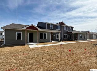 2141 N Aaron Way, Fremont, NE 68025