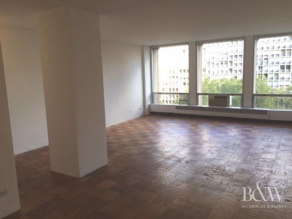 3rd image of 333 E 30th St APT 7B