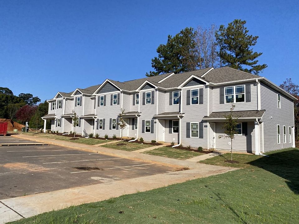 2048 Wiggins Village Dr Youngsville NC | Zillow