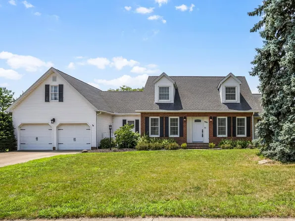 405 Ridgedale Dr, Circleville, OH 43113